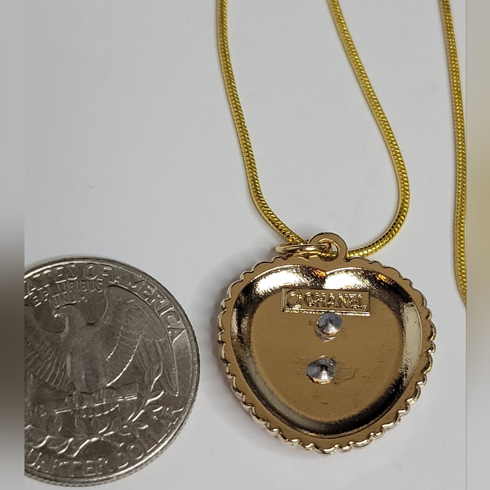 Pink/ Pearl Heart CC Zipper Pull, 18" Gold Plated Chain, Necklace - Picture 4 of 4